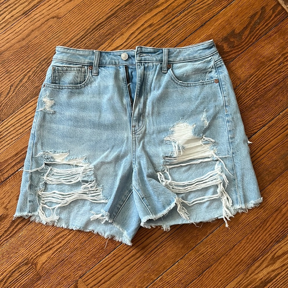 AE relaxed mom short
